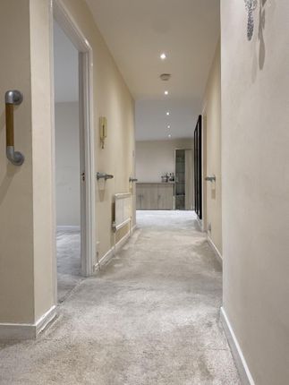 114, Station Road, London photo 3