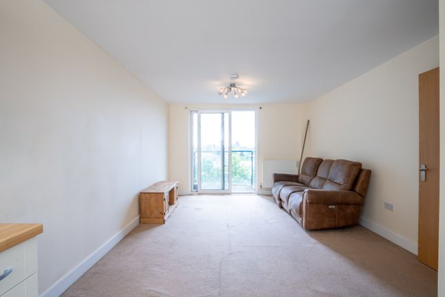 30, Fratton Way, Southsea photo 4
