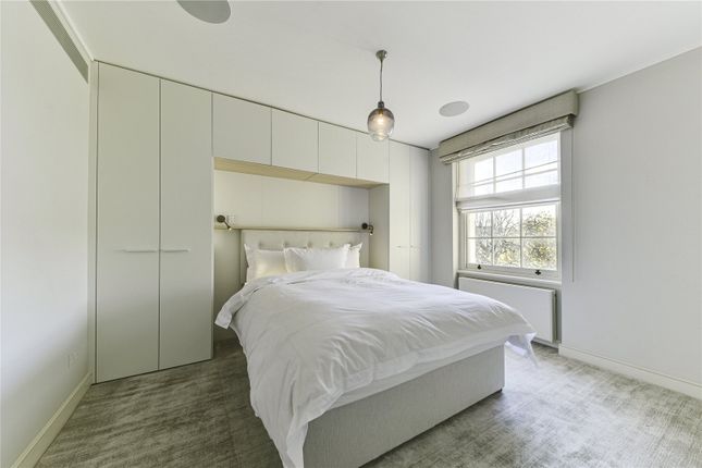 Terraced house for sale in Thurloe Square, London