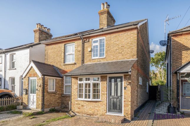 2-bed semi-detached on Prairie Road, Addlestone, £425,000
