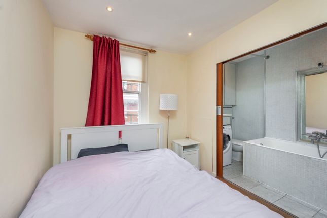 Flat for sale in Beaumont Buildings, Martlett Court