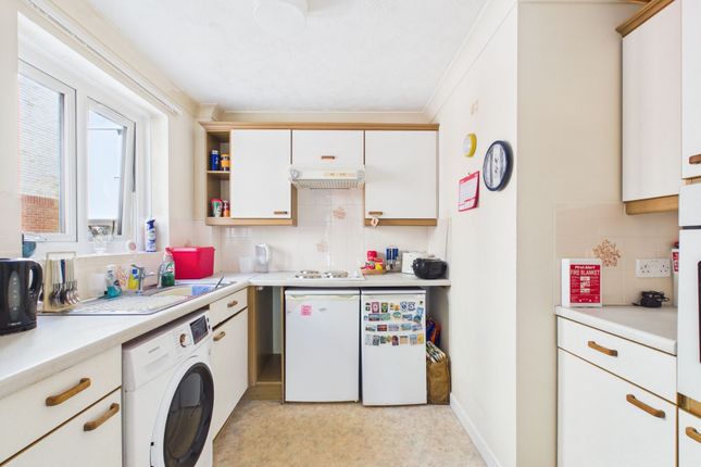 Flat 2, Pentyre Court Vicarage Road, Bude photo 2