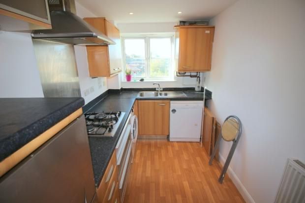 Thumbnail Flat to rent in Charles Street, Greenhithe