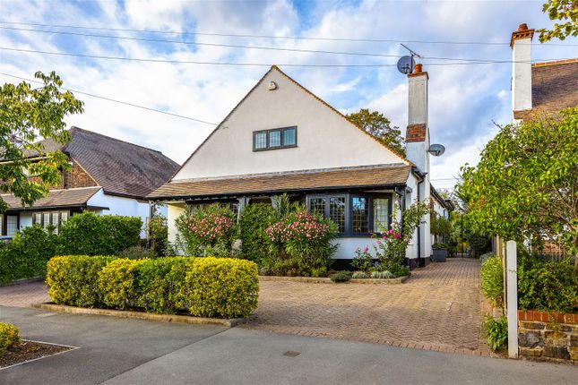 3-bed bungalow on Esplanade Gardens, Westcliff-On-Sea, £1,150,000