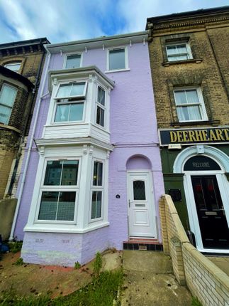 Thumbnail Property to rent in London Road South, Lowestoft