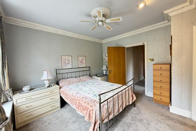 Flat 5, 34-36, Maida Vale, London photo 3