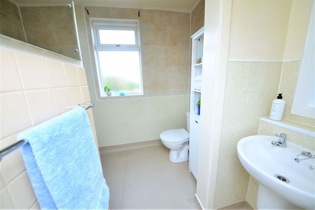 End terrace house for sale in Rose Cottage, Thornton
