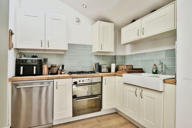 79, Heyes Lane, Cheshire photo 4