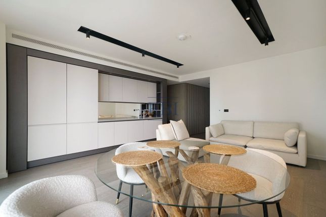 1809, 1 Park Drive, London photo 3