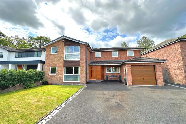 Thumbnail Detached house for sale in Manor Gardens, Wilmslow