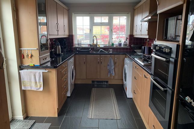10, Howard Close, Burnham-On-Sea photo 2