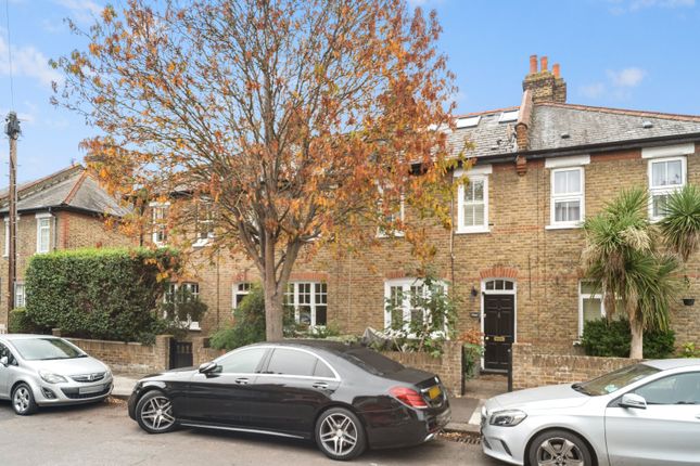 4, Limes Avenue, London photo 2