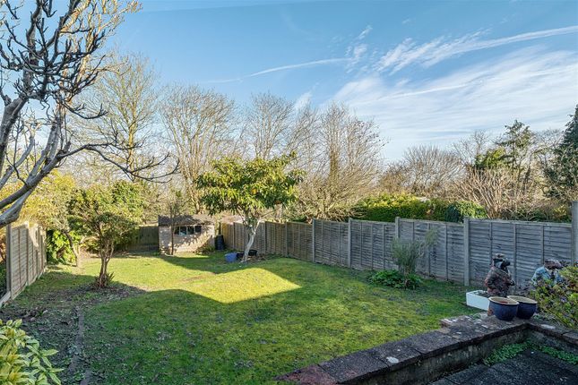 75, High View Road, Guildford photo 4