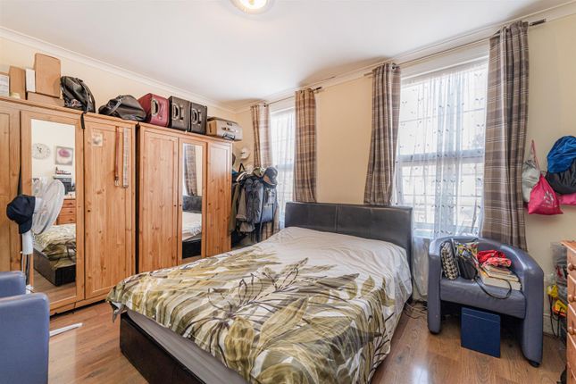 143, Durants Road, Enfield photo 4