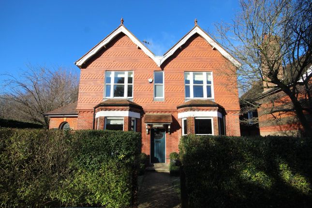 Thumbnail Property to rent in Maypole Road, East Grinstead