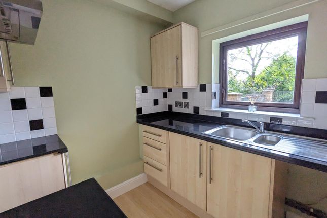 4, Scoles Green, NORWICH photo 2