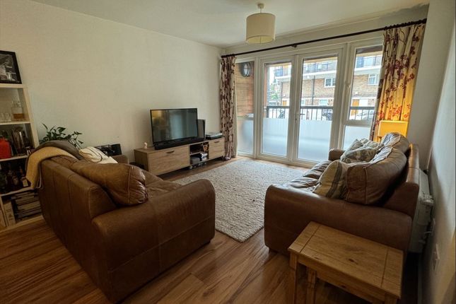 Flat 69, 19, Millstream Road, London photo 2
