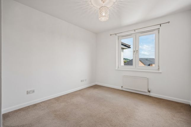 11, Broomhill Court, Stirlingshire photo 5