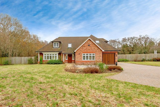 Thumbnail Detached house for sale in West Park Road, Copthorne, Crawley