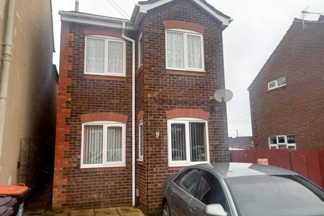 Maisonette for sale in Great Northern Road, Dunstable, Bedfordshire