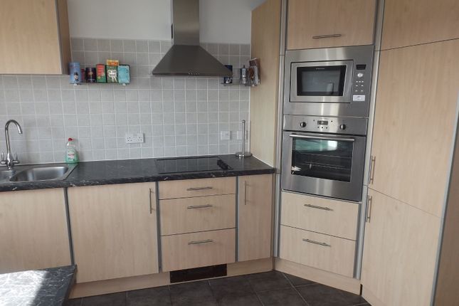 Flat for sale in Lady Isle House, Prospect Place, Cardiff Bay, Cardiff