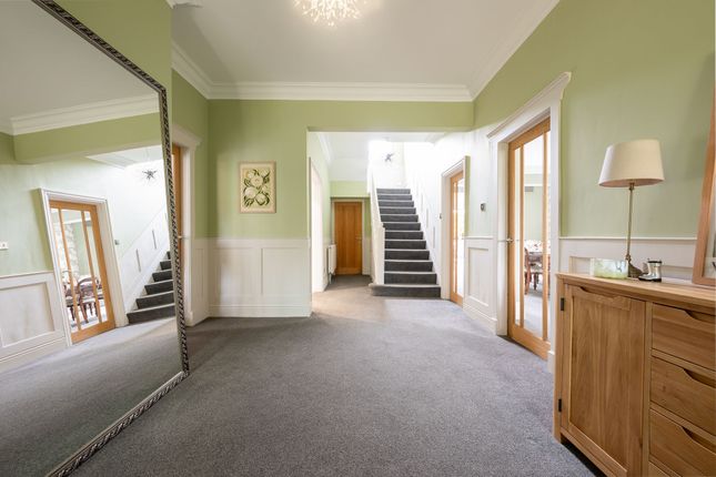 47 Trafalgar Road, Southport photo 4