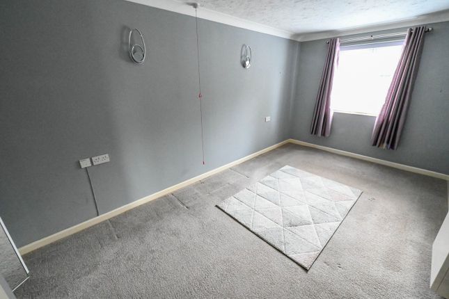 Flat 11, Saville Court, Wimborne photo 4