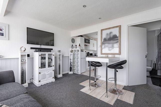 121 Sundowner, Hemsby photo 4