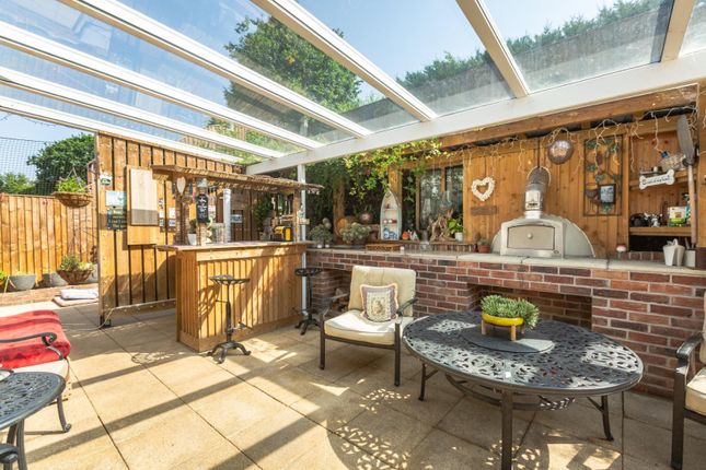 34, Moorland Avenue, Mumbles photo 4