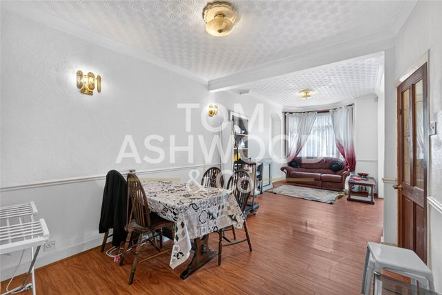 23, Kennedy Road, Barking photo 4