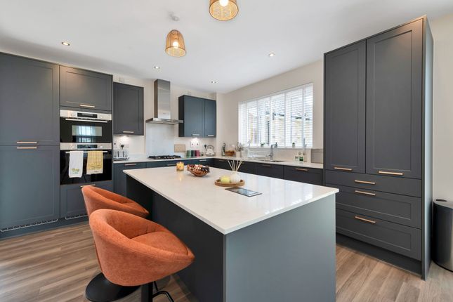 9 Hampshire Road, Royston photo 2