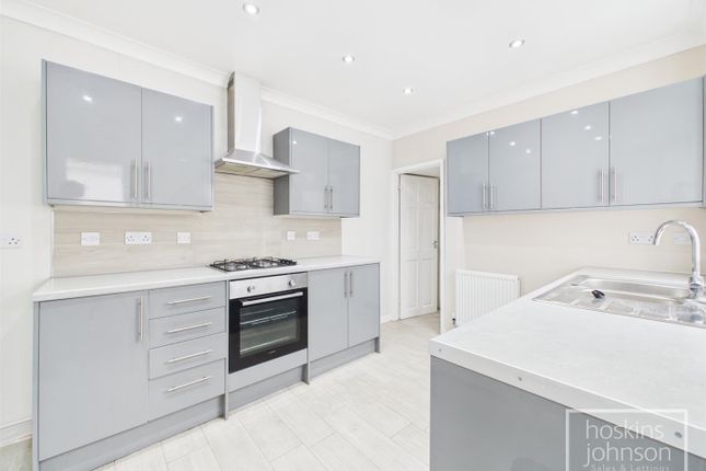 34, Rosser Street, Pontypridd photo 3