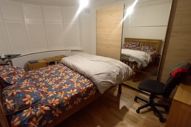 Thumbnail Room to rent in Thornhill Gardens, Barking