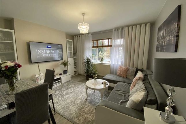 Thumbnail Flat for sale in Kent Road, Gravesend
