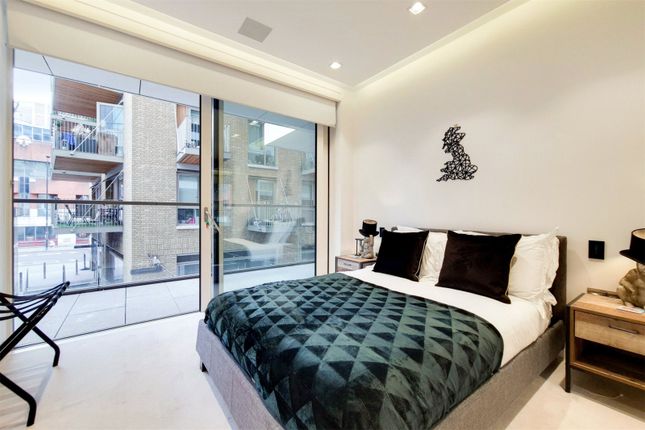 Flat for sale in Tudor House, One Tower Bridge