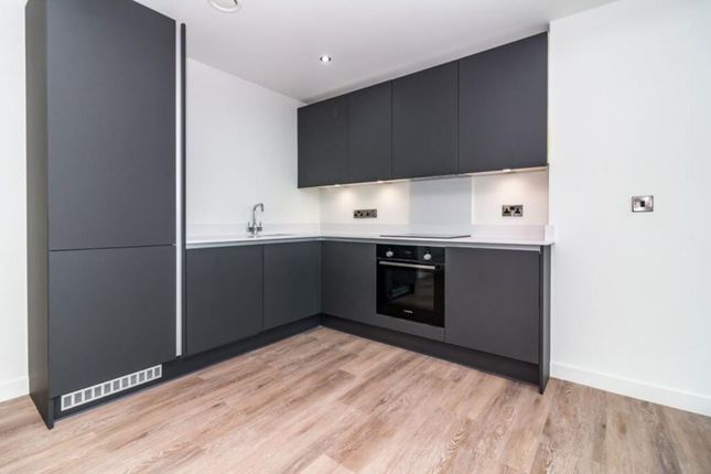 Flat A2305 Oxygen Tower, 50 Store Street, Manchester photo 4
