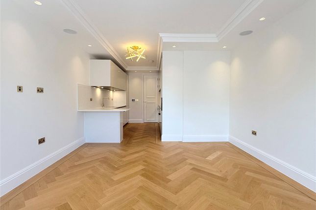 3 Luxen Court, 41, The Ridgeway, Enfield photo 3