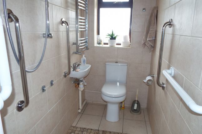 Ocean View, Overton, Swansea photo 4
