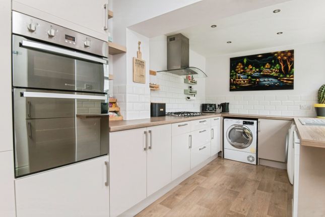 17, Hazelwood Close, Honiton photo 4