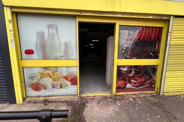 Retail premises to let in Walsall Road, West Bromwich