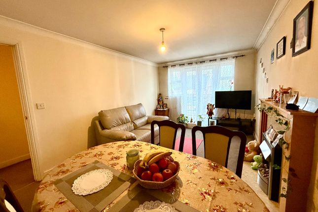 43, Spindle Court, Mansfield photo 4