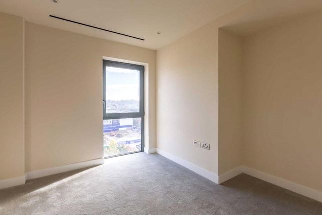 Flat for sale in Beaufort Square, Beaufort Park, Colindale