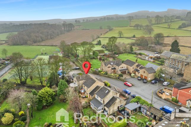 11 Lea Head, Shepley, West Yorkshire photo 2