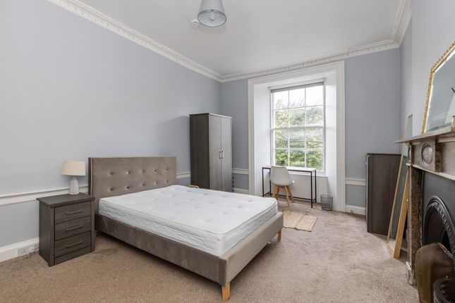Flat for sale in 19 (1F2) Gayfield Square, New Town, Edinburgh