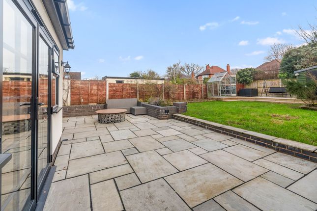 14 Monroe Close, Warrington photo 4