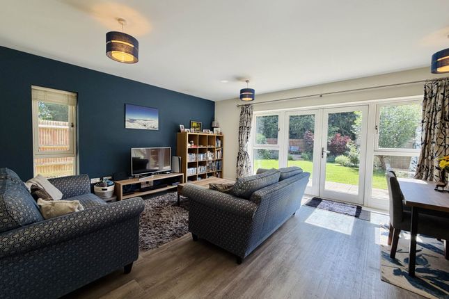 12, Ruttle Close, Wallingford photo 3