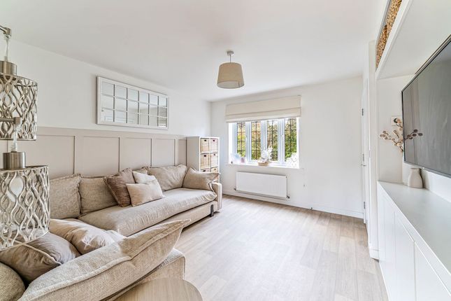 7, Oterhampton Gardens, Weston-Super-Mare photo 2