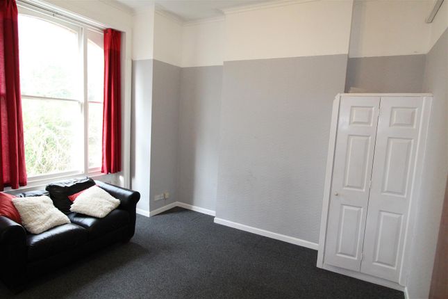 Studio to rent in Durley Gardens, Bournemouth