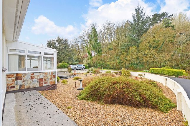 3 Roselyon Place, Par photo 3
