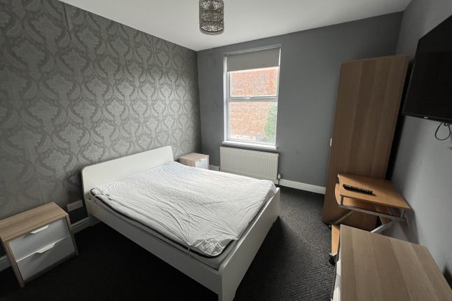 Thumbnail Room to rent in Holderness Road, Hull